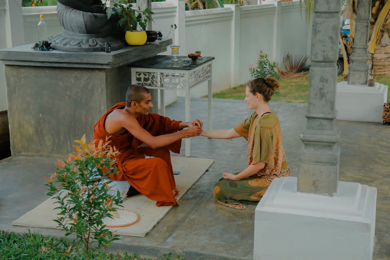 Sacred Pirith Noola Blessing